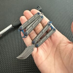 Nóż motylkowy balisong